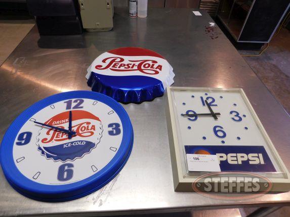 2 Pepsi clocks, - Pepsi pop cap decor_2.jpg